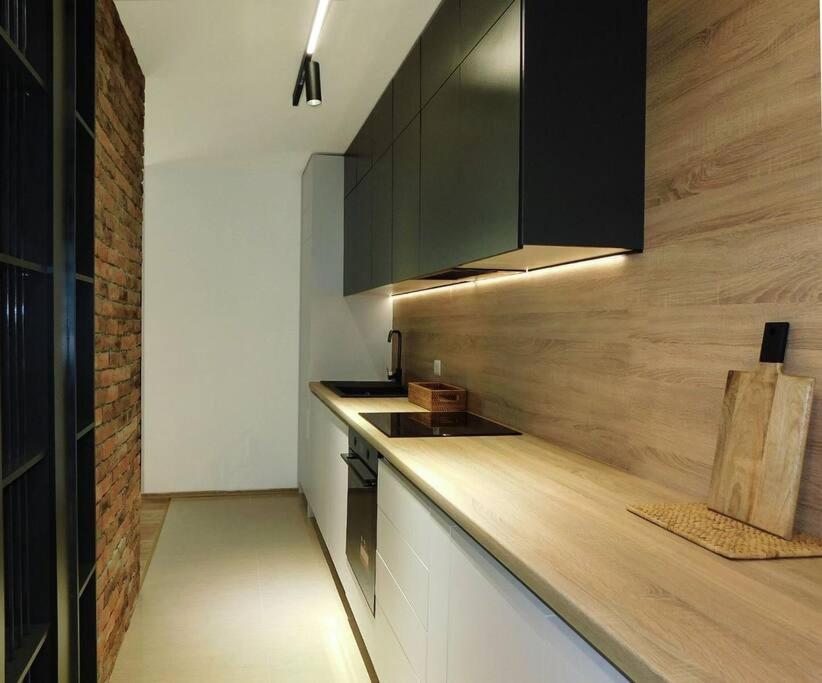 Queen'S Luxury Apartment Ohrid Exterior photo
